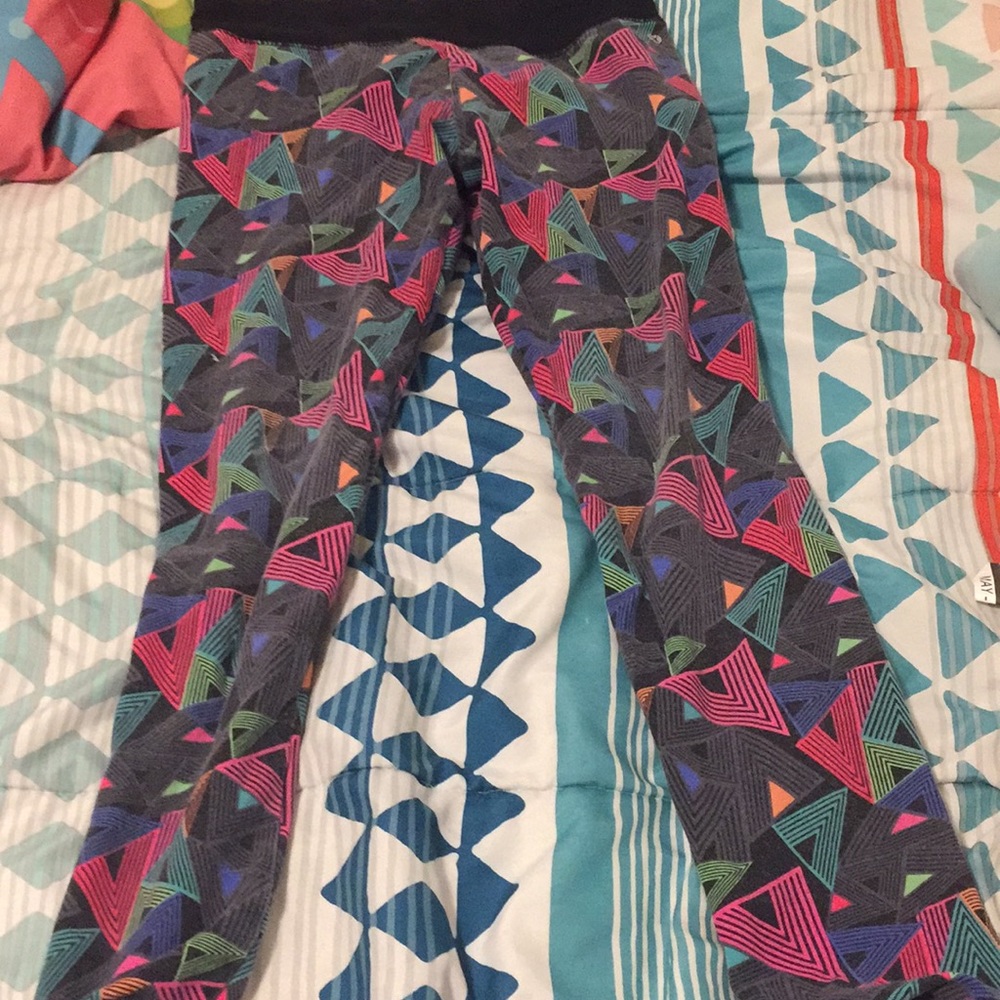 Athletic pants
